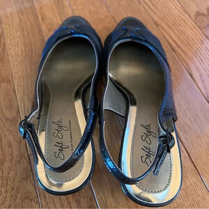 Soft Style Hush Puppies Women Shoes sz 8 Slingback‎ Black Block Heel Work Casual